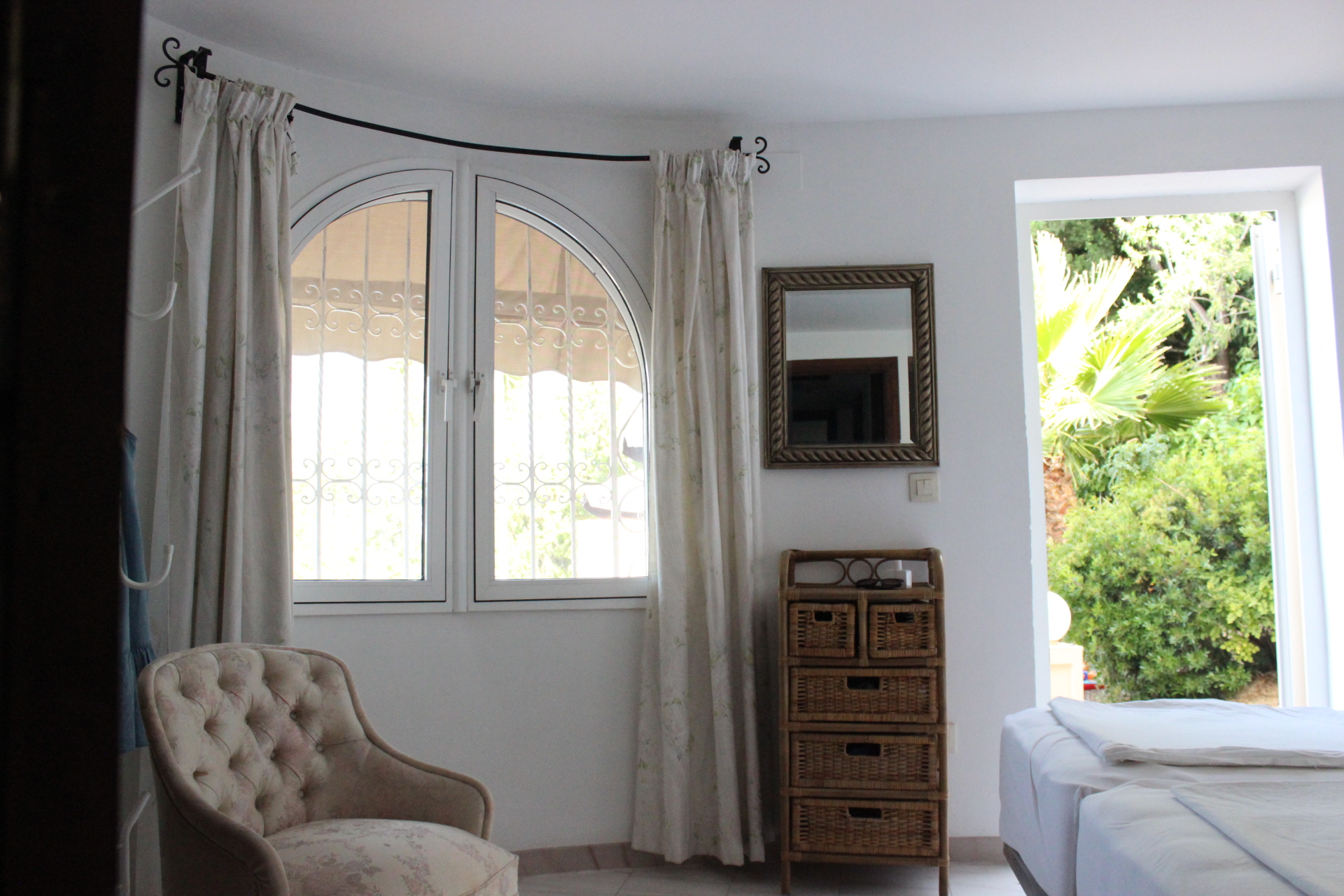 UG Schlafzimmer mit Ausblick